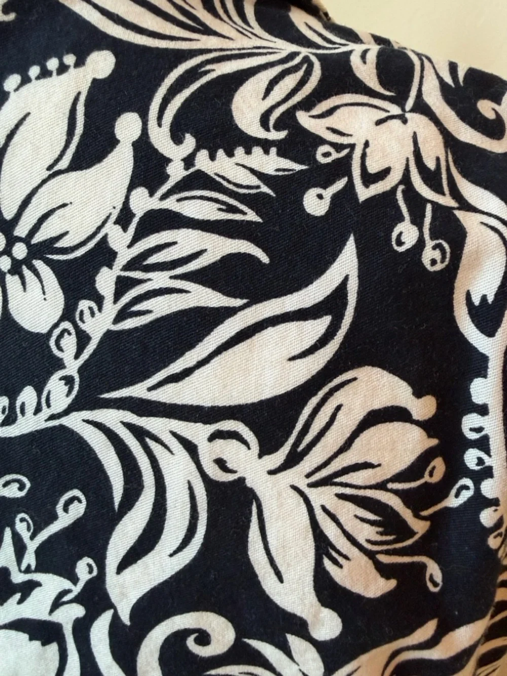 Sleeveless Navy & White Floral Shirt Dress with Tie Waist - Picture 6 of 8